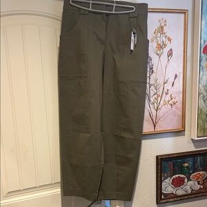 Express Wide-Leg Cargo Pants in Olive Green